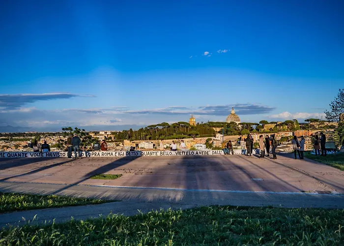 Holidays In At Luigi's Appartamento Roma